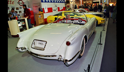 Corvette C1 1953 - 1955 rear 3